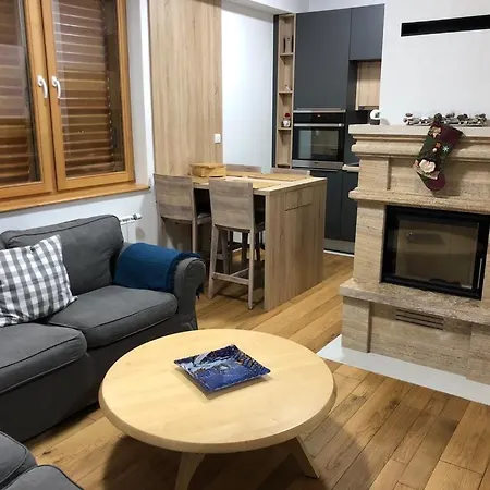 Like Mountain Apartman *