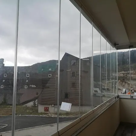 Like Mountain Apartment *